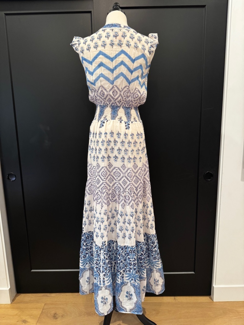 Bell by Alicia Bell Annabelle Maxi Dress -  Medium - Silk & Cotton - Like New - Picture 3 of 16
